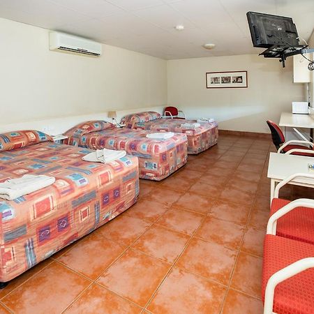 Leichhardt Hotel Motel Cloncurry Bagian luar foto