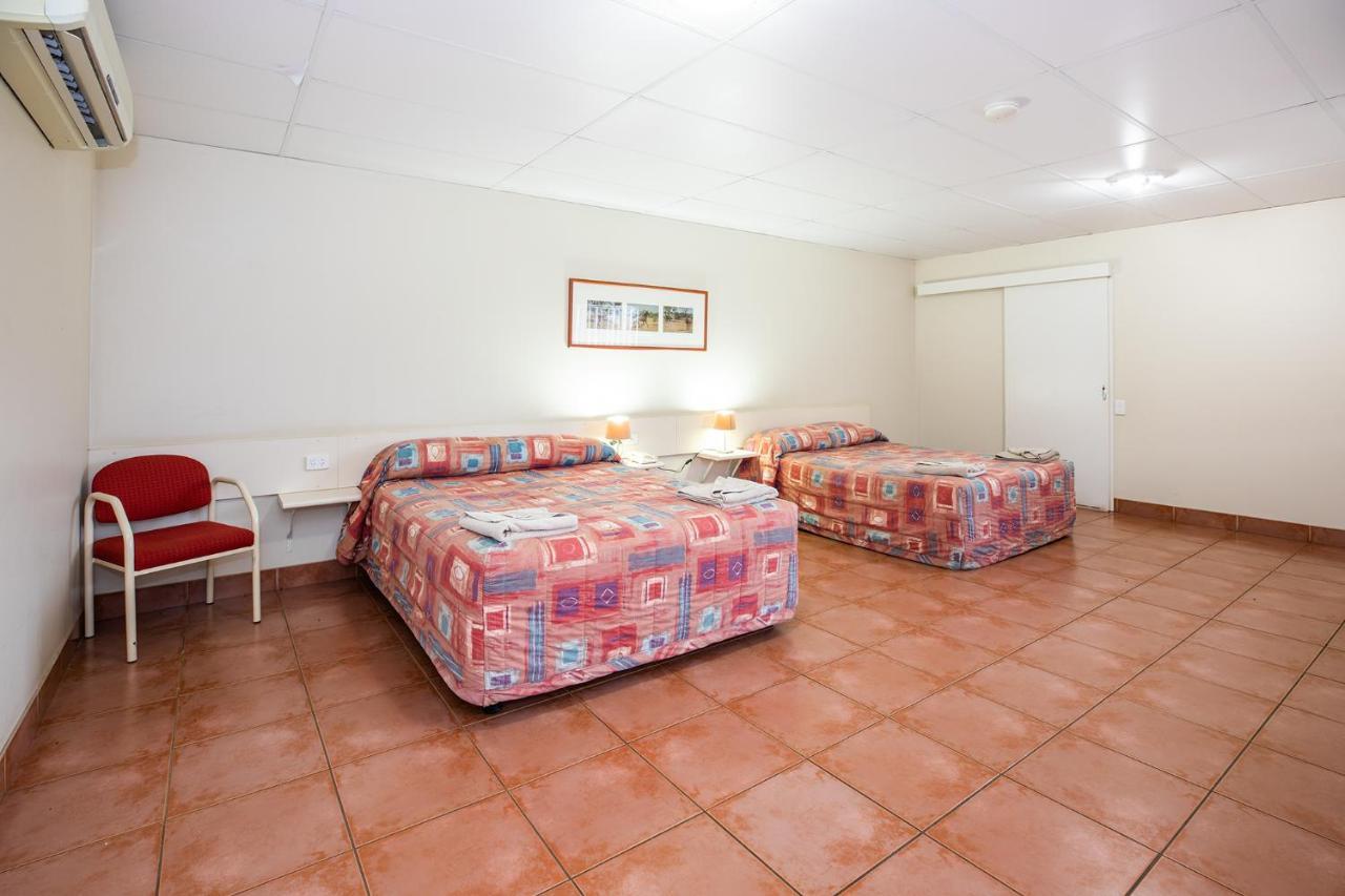 Leichhardt Hotel Motel Cloncurry Bagian luar foto