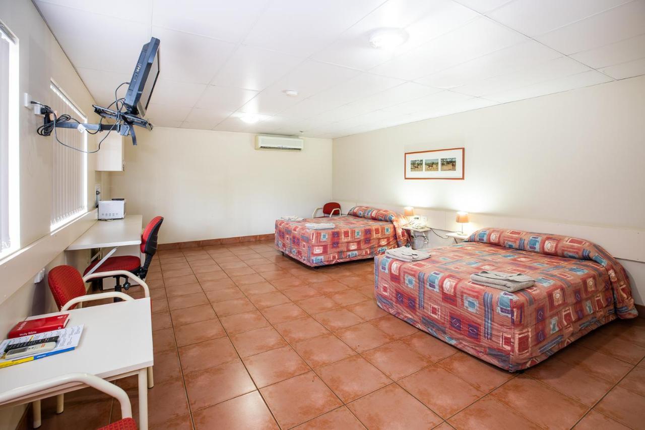 Leichhardt Hotel Motel Cloncurry Bagian luar foto