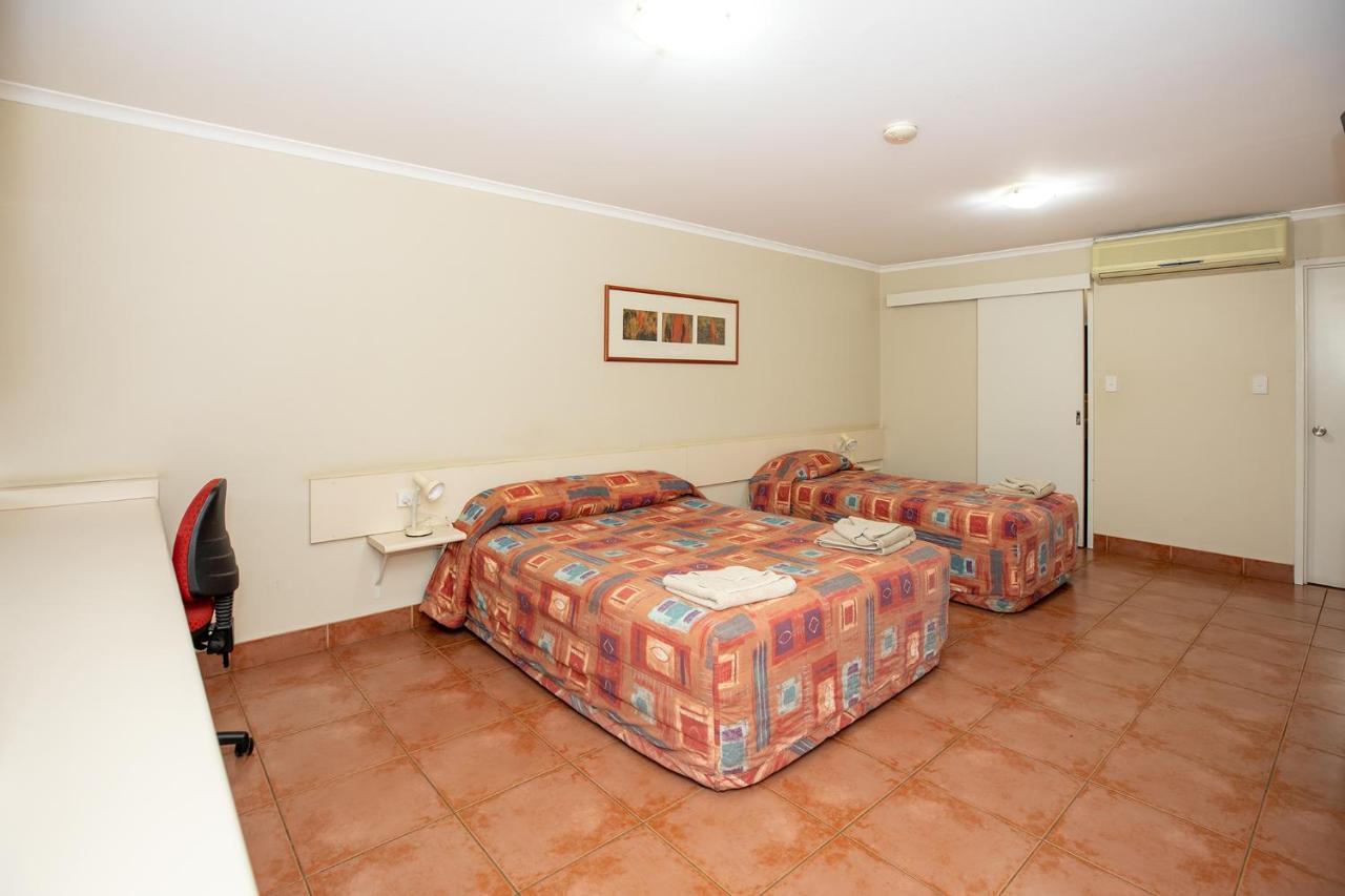 Leichhardt Hotel Motel Cloncurry Bagian luar foto