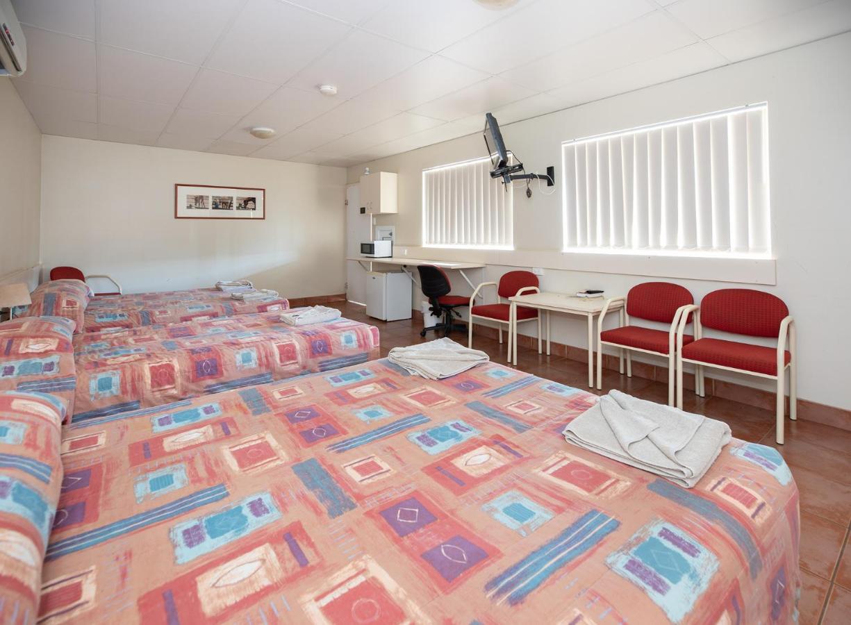 Leichhardt Hotel Motel Cloncurry Bagian luar foto